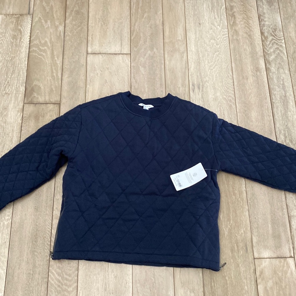 Athleta quilted sweatshirt